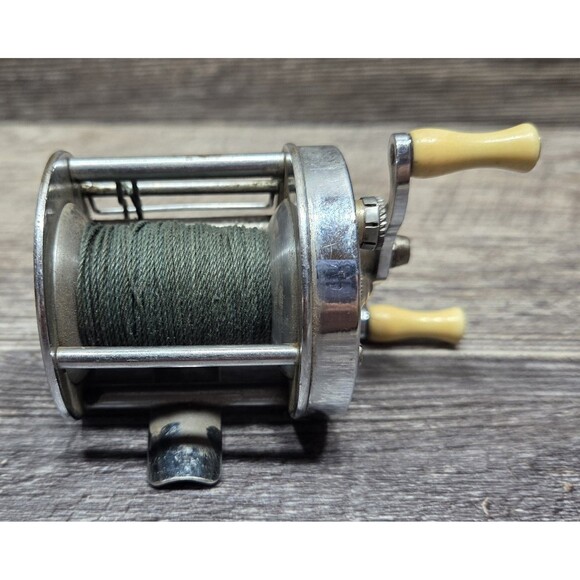 Vintage Lure Stop LW-ABL Level Wind Baitcasting Fishing Reel - Working Condition - Picture 7 of 10